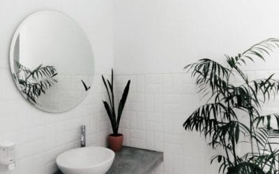 Signs That Your Shower or Bath Is Causing Water Damage in Your Bathroom