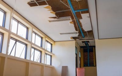 Why Landlords Choose Water Damage Restoration Services